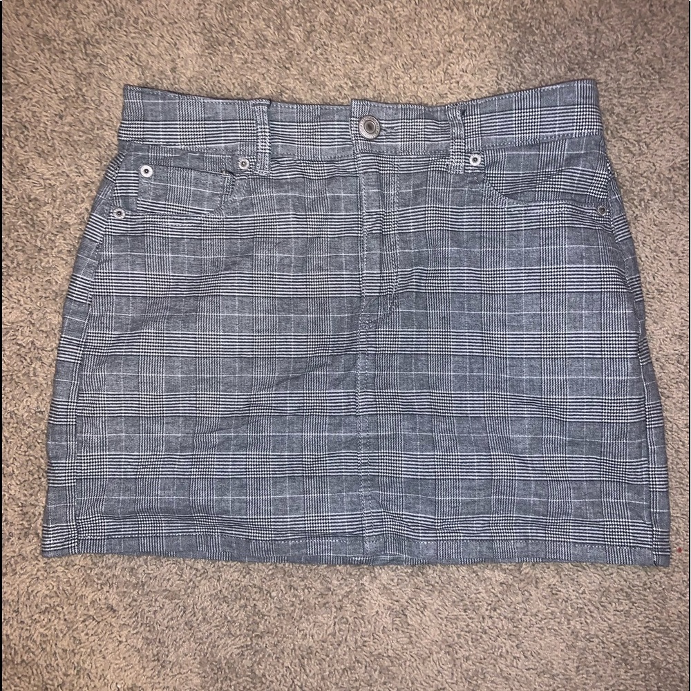 american eagle plaid skirt